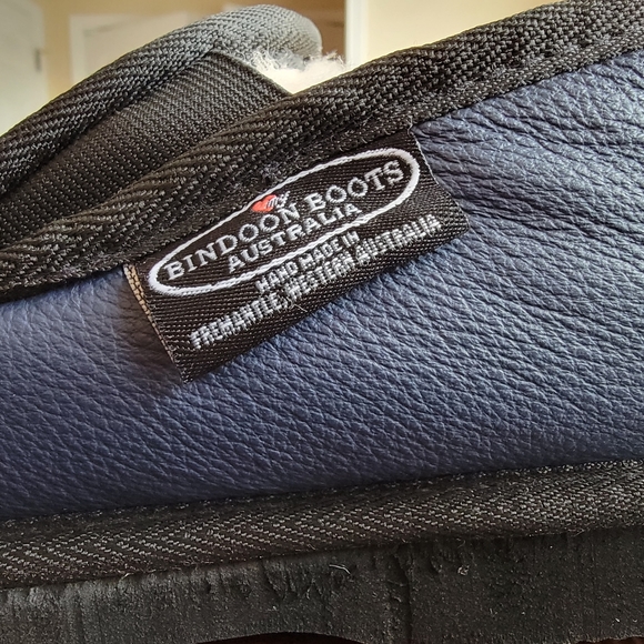 UGG/Bindoon Boots Leather Loafer Slippers with Sheepskin Lining - Blue - Size 9 - Picture 10 of 14